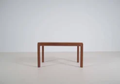Table d'appoint danoise 381 par Kai Kristiansen pour Aksel Kjersgaard, années 1960.