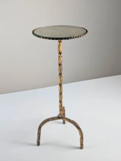 Table d'appoint des années 50 pour boissons en fer forgé doré et verre, Espagne, années 1950