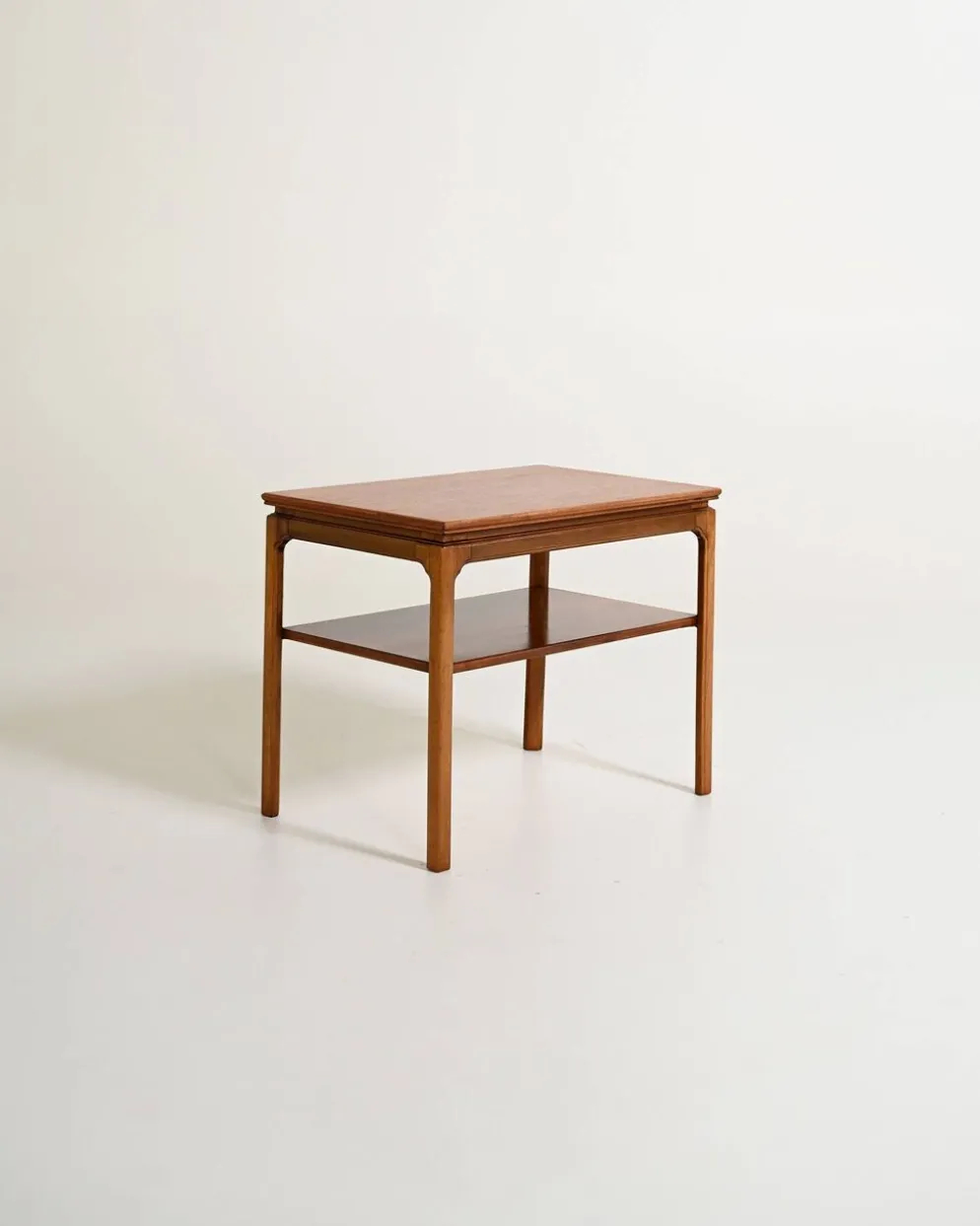 Table d'appoint en acajou scandinave, années 1950-1960