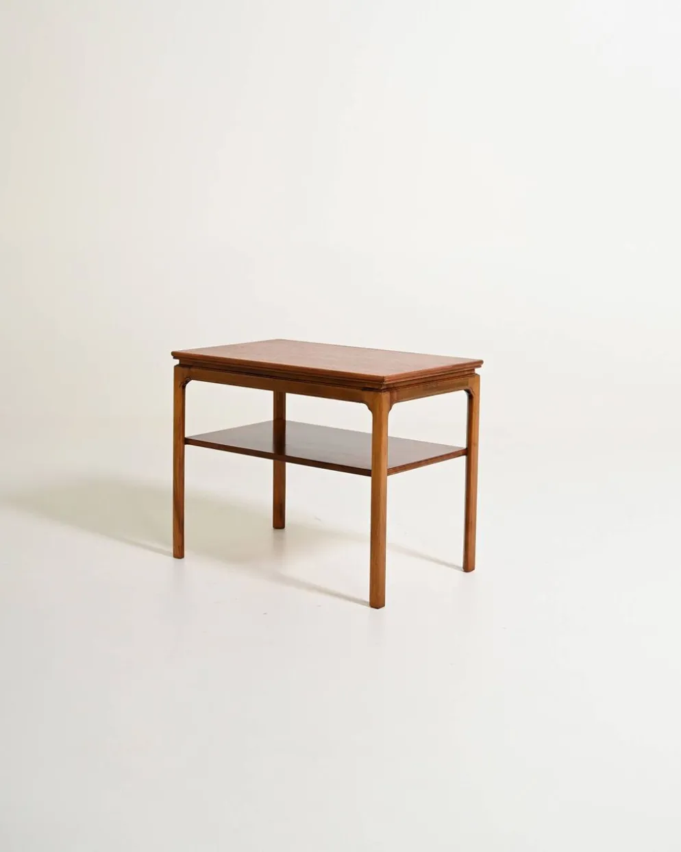 Table d'appoint en acajou scandinave, années 1950-1960