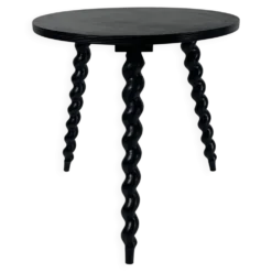 Table d'appoint en bois ébène tourné de style français des années 50 avec des pieds en tire-bouchon.