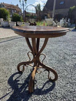 Table d'appoint en bois courbé Thonet n'1 du XIXème
