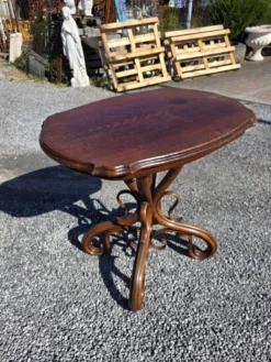 Table d'appoint en bois courbé Thonet n'1 du XIXème