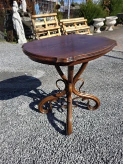 Table d'appoint en bois courbé Thonet n'1 du XIXème