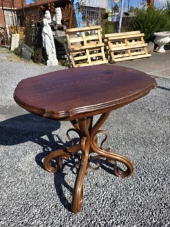 Table d'appoint en bois courbé Thonet n'1 du XIXème