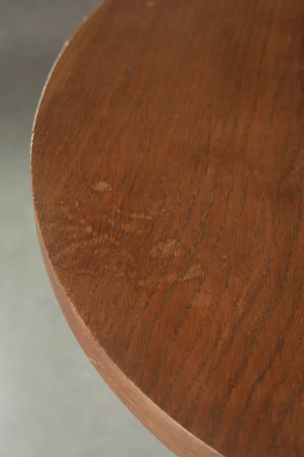 Table d'appoint en chêne néerlandais / table centrale au design École d'Amsterdam