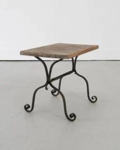 Table d'appoint en fer forgé du début du 20e siècle