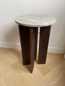 Table d'appoint en marbre / chêne massif