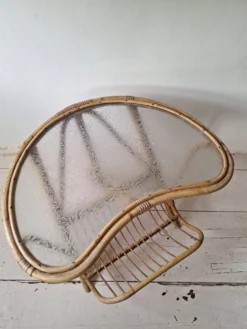 Table d'appoint en rotin vintage