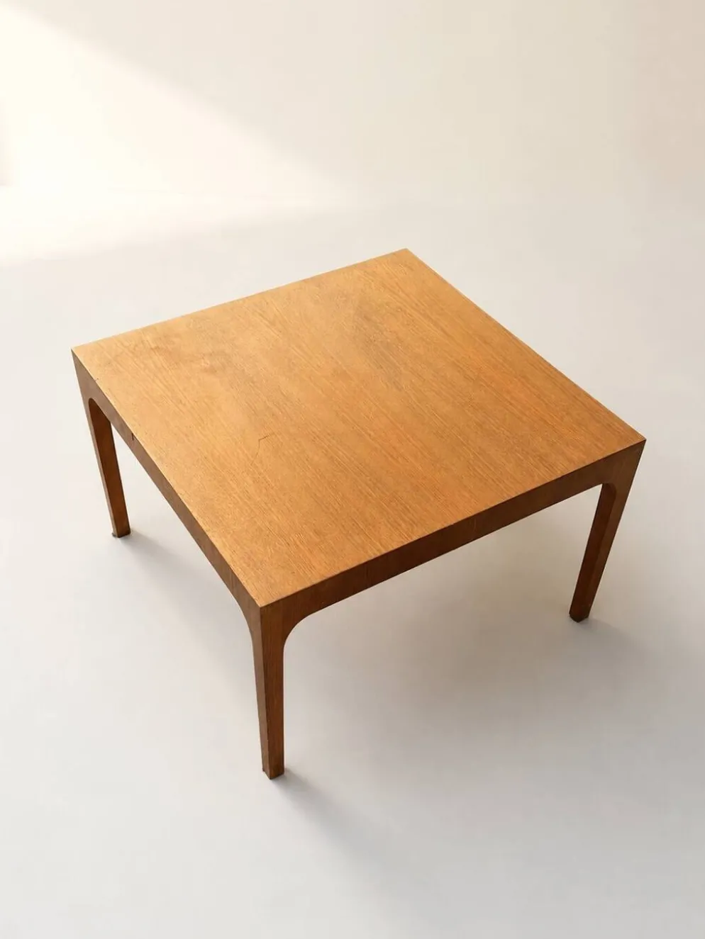 Table d'appoint en teck danois / table basse – années 1960