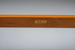 Table d'appoint en teck du milieu du siècle par Fredrik A. Kayser pour Vatne, Norvège, années 1960.