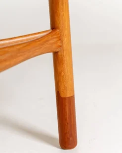 Table d'appoint en teck et chêne par Yngve Ekström pour Westbergs Möbler, Suède, 1950