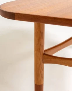 Table d'appoint en teck et chêne par Yngve Ekström pour Westbergs Möbler, Suède, 1950