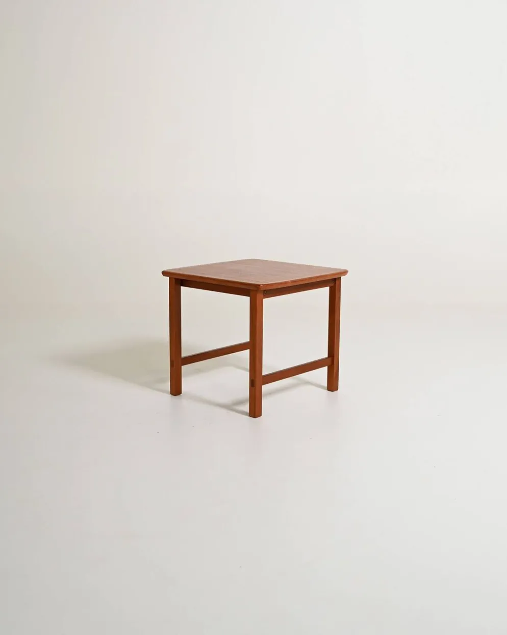 Table d'appoint en teck "Frisco", Folke Ohlsson pour Tingströms, années 1960.