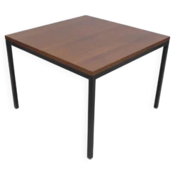 Table d'appoint en teck - Läsko Studioform International
