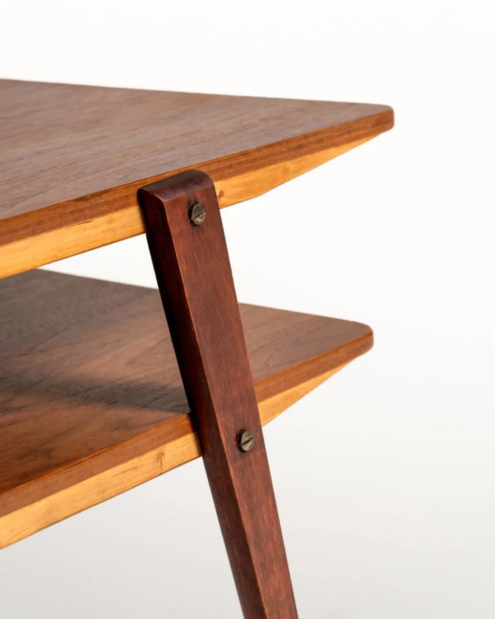 Table d'appoint en teck suédois et acajou, années 1950