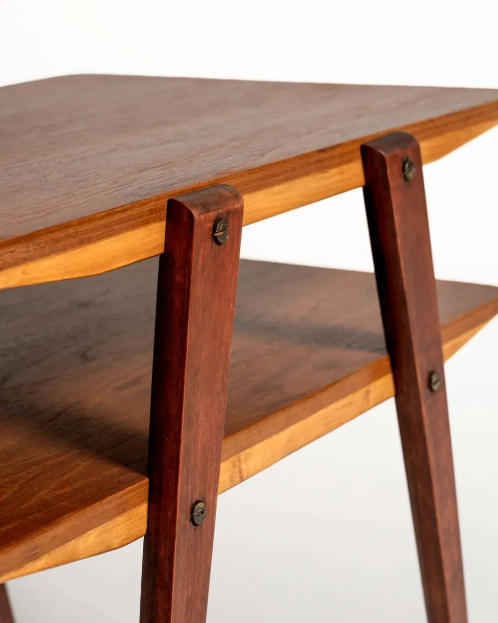 Table d'appoint en teck suédois et acajou, années 1950