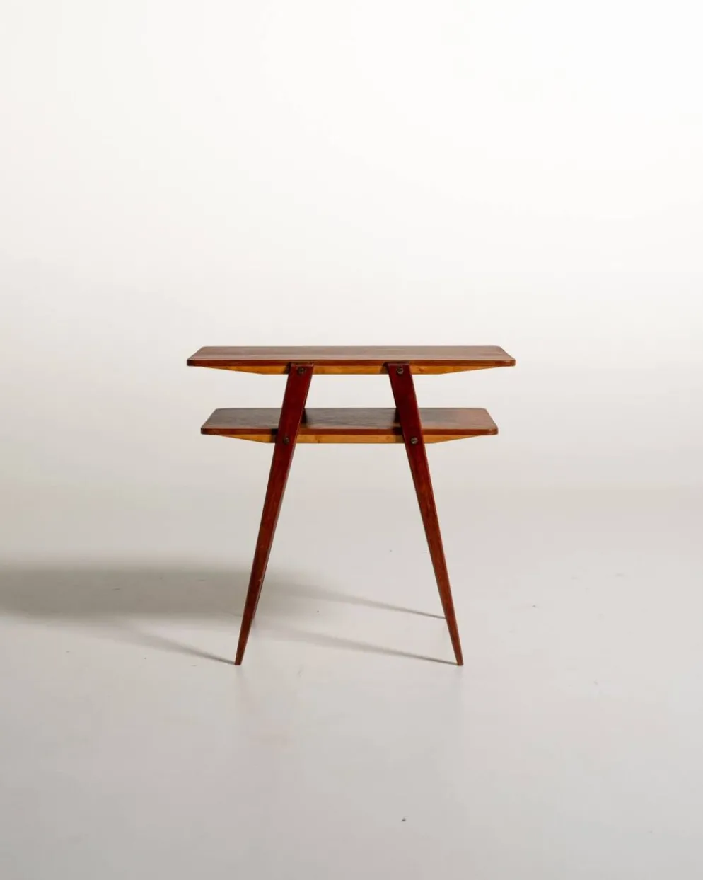 Table d'appoint en teck suédois et acajou, années 1950