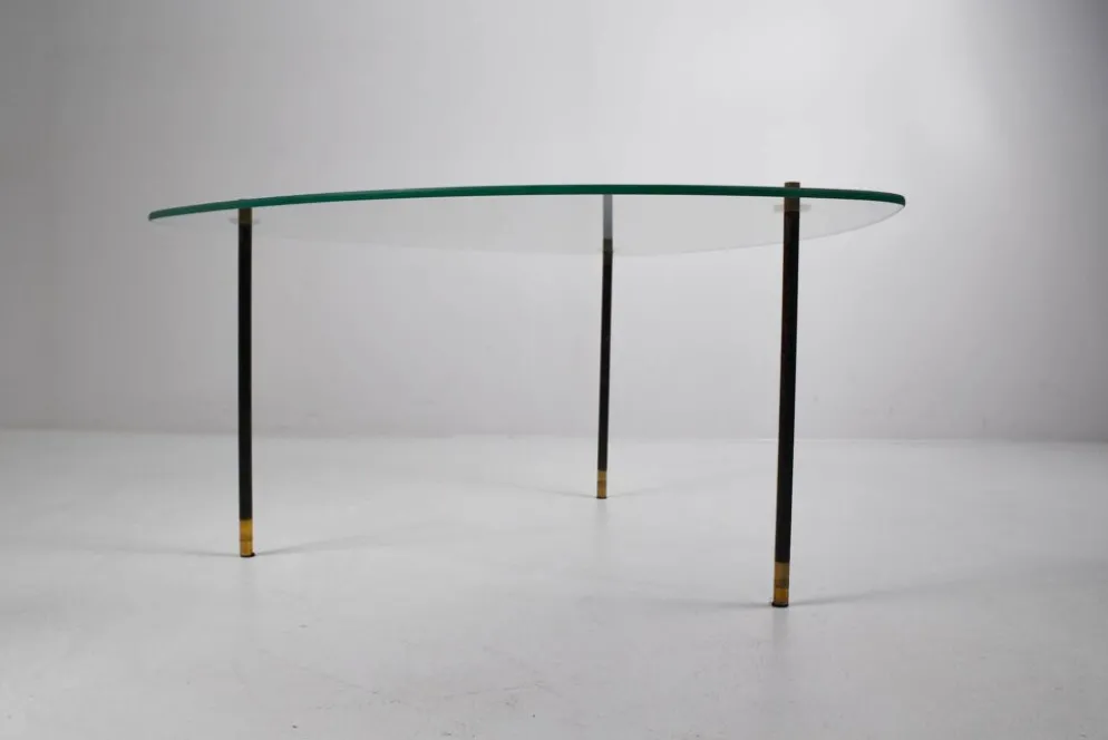 Table d'appoint. France années 1950.