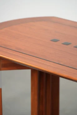 Table d'appoint long au design Art Déco