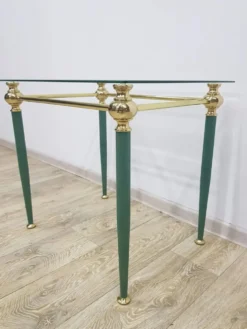 Table d'appoint moderne du milieu du siècle, verre clair, laiton doré, métal vert, F