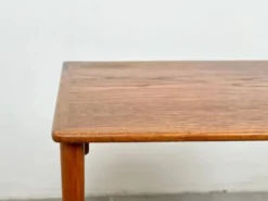 Table d'appoint par Kaj Winding pour P. Jeppesen