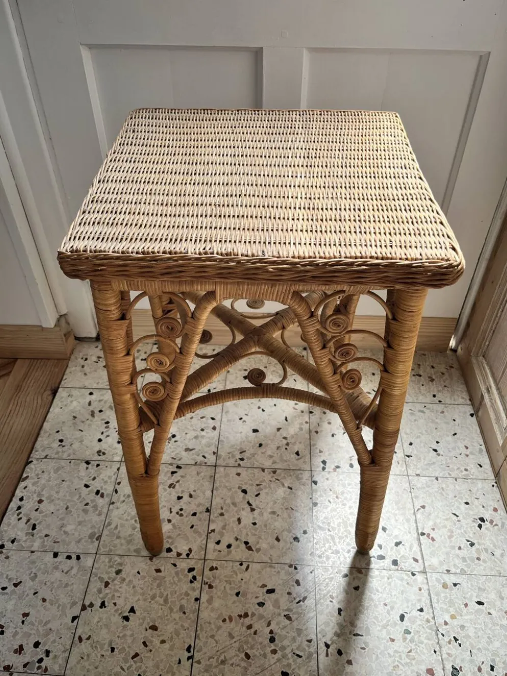 Table d’appoint Peacock