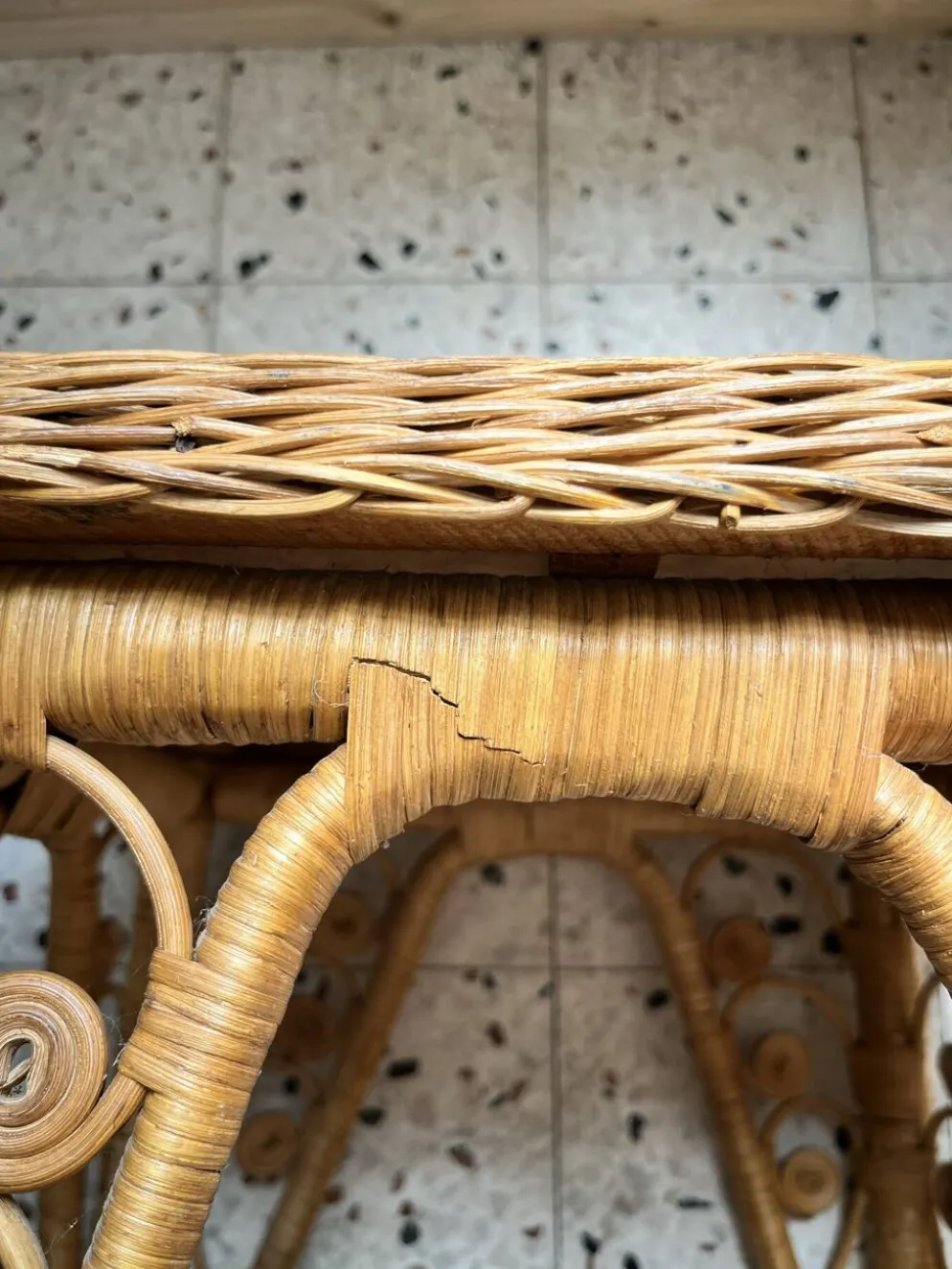 Table d’appoint Peacock