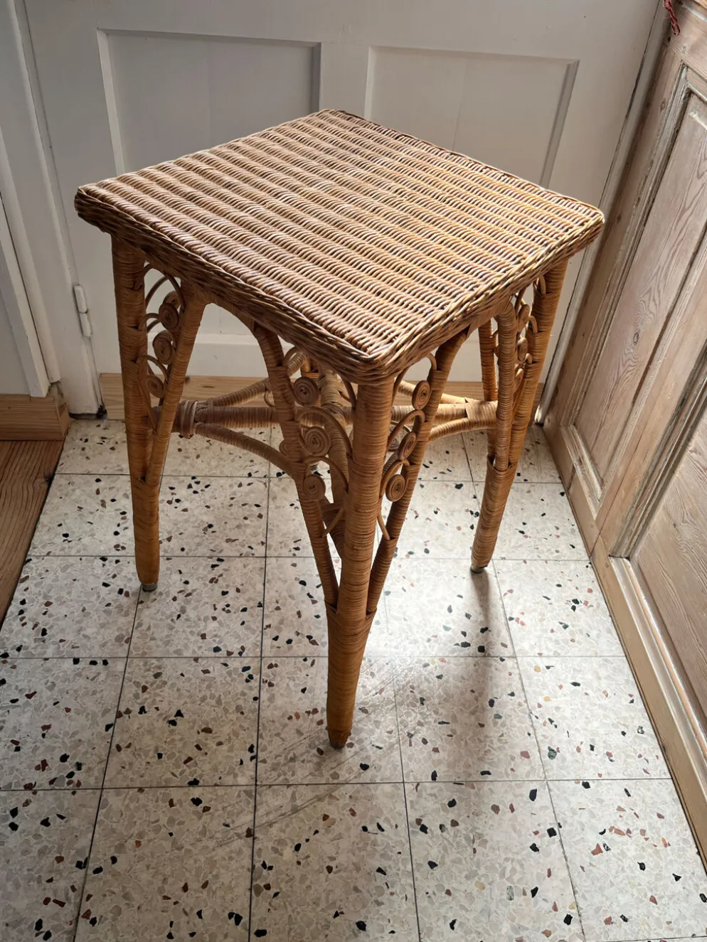 Table d’appoint Peacock