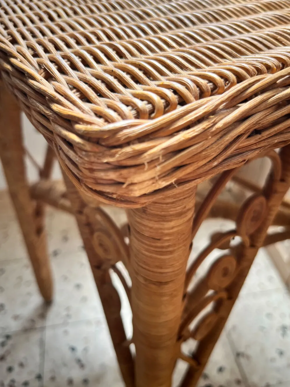 Table d’appoint Peacock