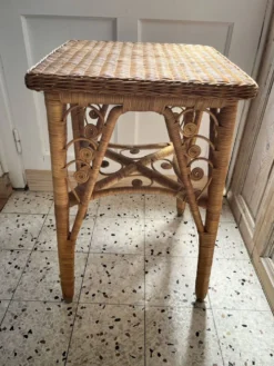 Table d’appoint Peacock