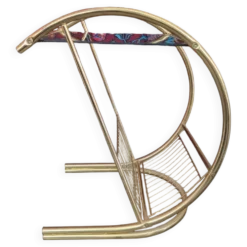 Table d'appoint range revues