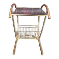 Table d'appoint range revues