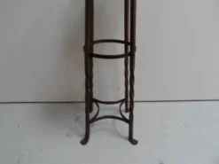 Table d'appoint ronde en métal industriel