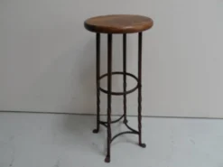 Table d'appoint ronde en métal industriel