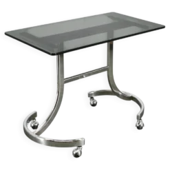 Table d'appoint roulant en chrome et verre fumé de l'ère spatiale italienne des années 1970