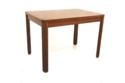 Table d'appoint scandinave en noyer, Suède, 1950
