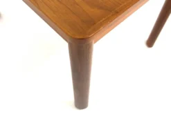 Table d'appoint scandinave en noyer, Suède, 1950