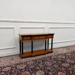 Table d'appoint Selva classique italienne