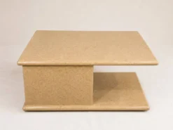 Table d’appoint signé Jean-Claude Mahey bois et résine mouchetée beige