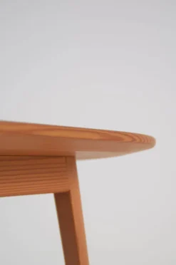 Table d'appoint suédoise Sparven conçue par Carl Malmsten, années 1950.