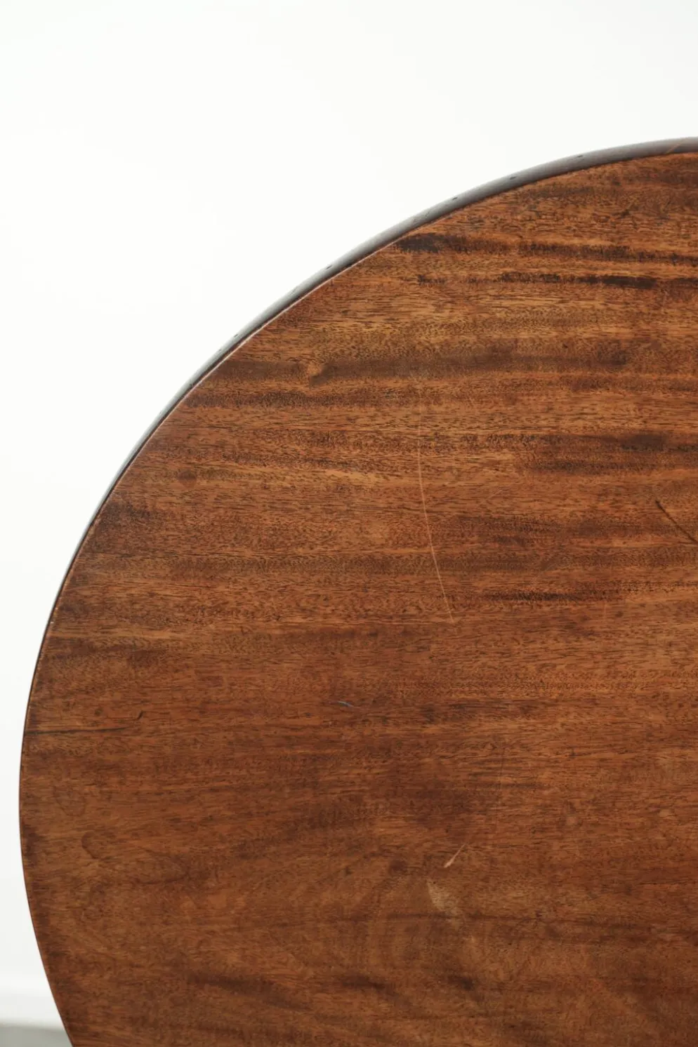 Table d'appoint / table d'angle inclinable anglaise du XVIIIe siècle