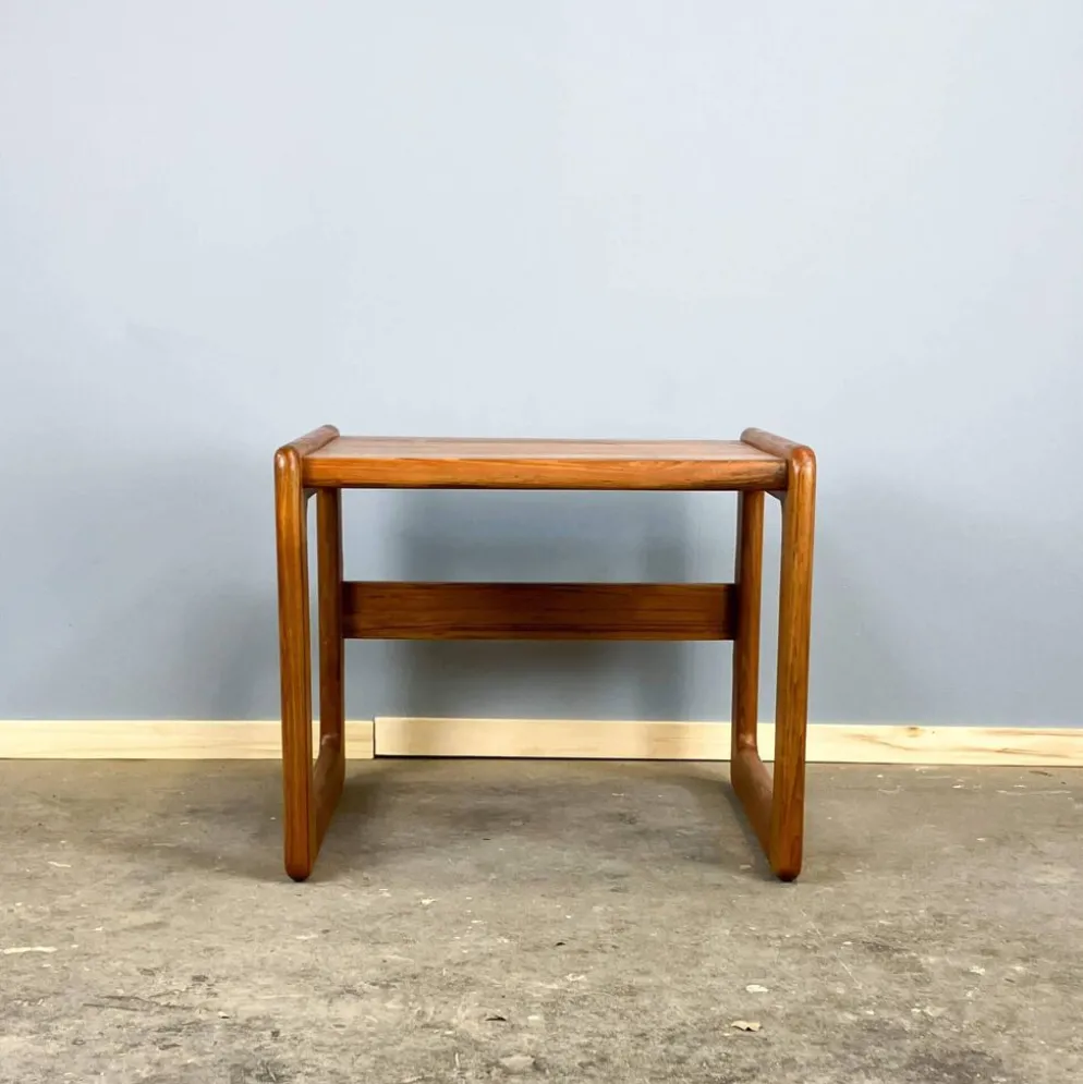 Table d'appoint, teck massif, années 1960