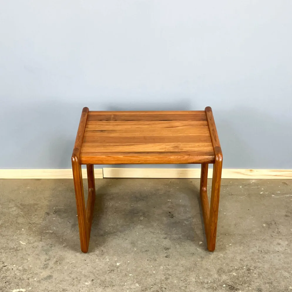 Table d'appoint, teck massif, années 1960