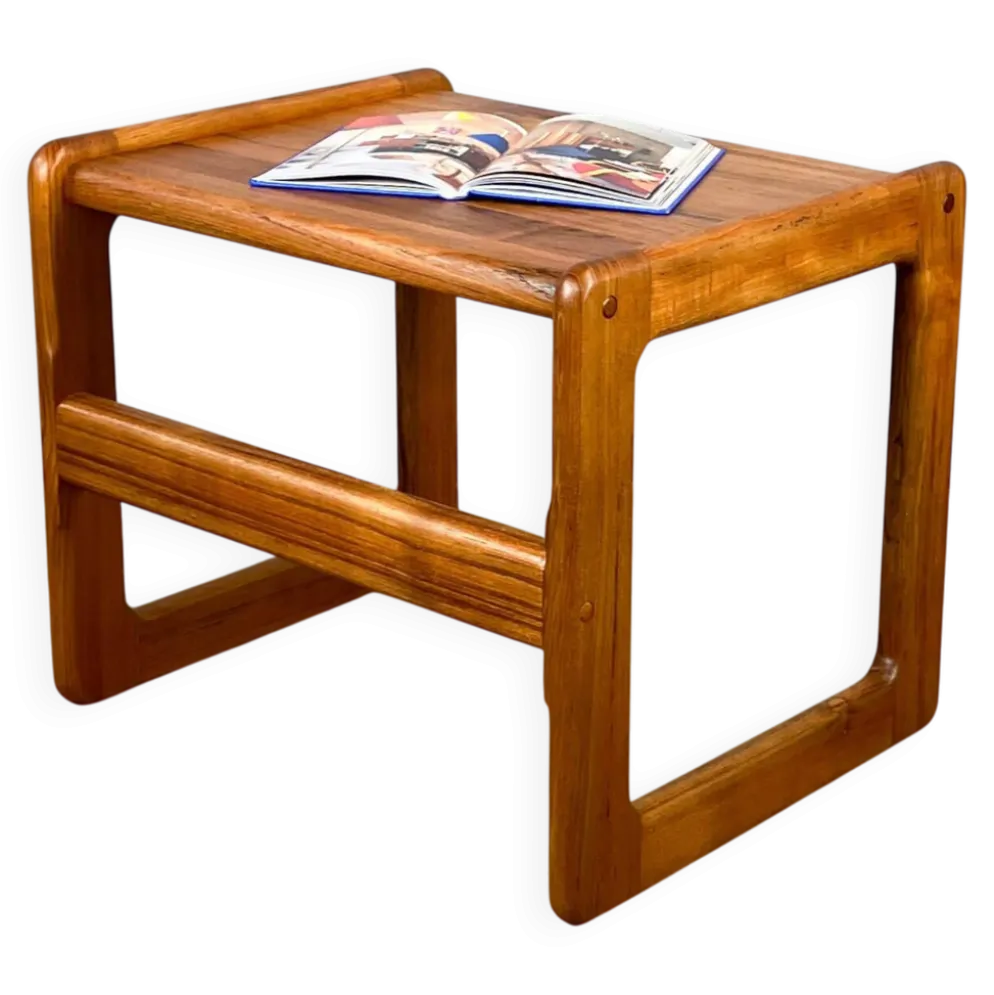 Table d'appoint, teck massif, années 1960