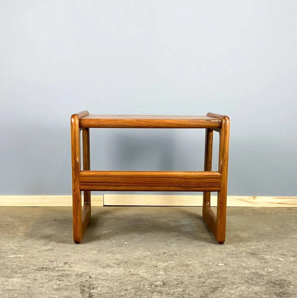 Table d'appoint, teck massif, années 1960