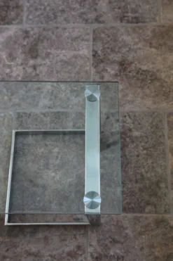 Table d’appoint verre, chrome « Gebra », années 80, étiquette d'origine