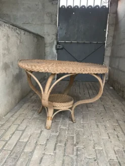 Table d'appoint vintage en rotin et osier tressé