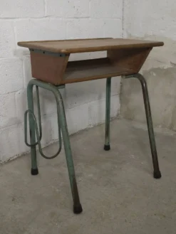 Table d'écolier Delagrave Paris