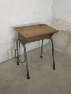 Table d'écolier Delagrave Paris